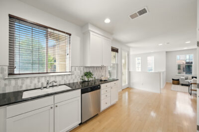 Gallery Thumbnail Photo #11