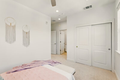 Gallery Thumbnail Photo #19