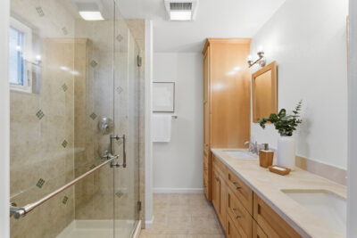 Gallery Thumbnail Photo #33